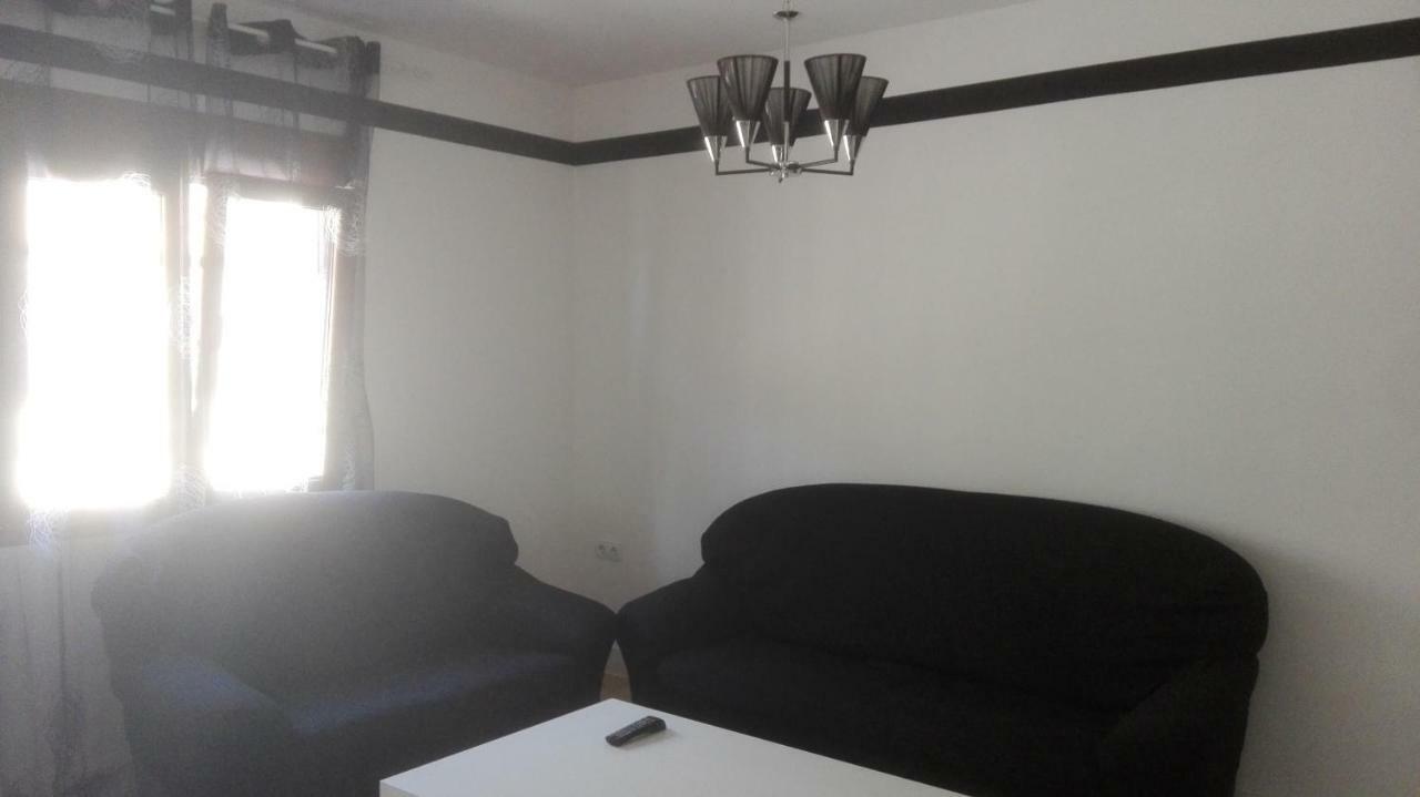 Vut Dalia 4 Apartment Ávila Ngoại thất bức ảnh